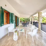 Reyna Villa
